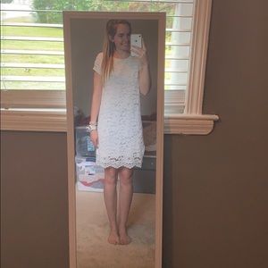 White dress size 4 (KAARI BLUE)